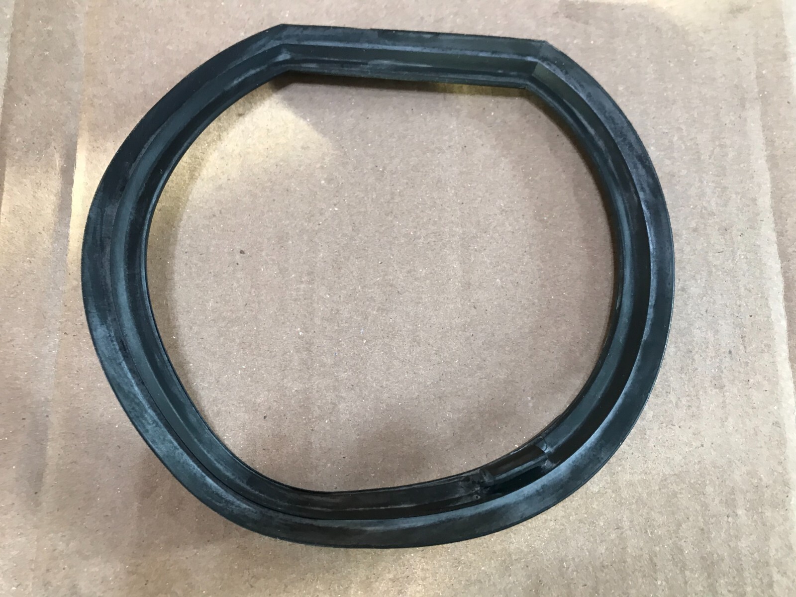Original Dyson DC65 Ball & Animal 2 Pro+ UP13 vacuum cleaner DUST CANISTER SEAL gallery