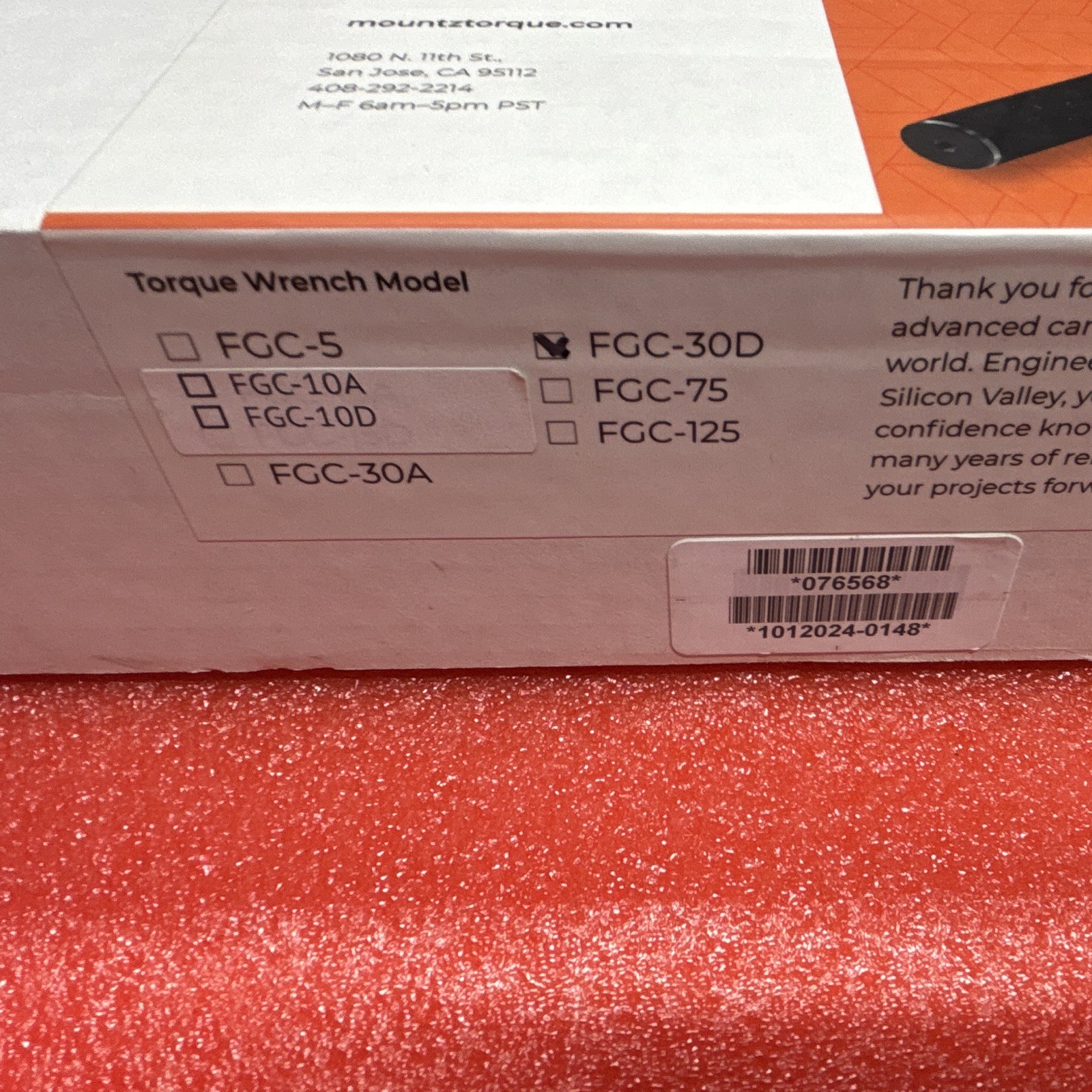 Mountz FGC-30D 1/4 in Adjustable Click Ratcheting Torque Wrench set at 12lb.in gallery
