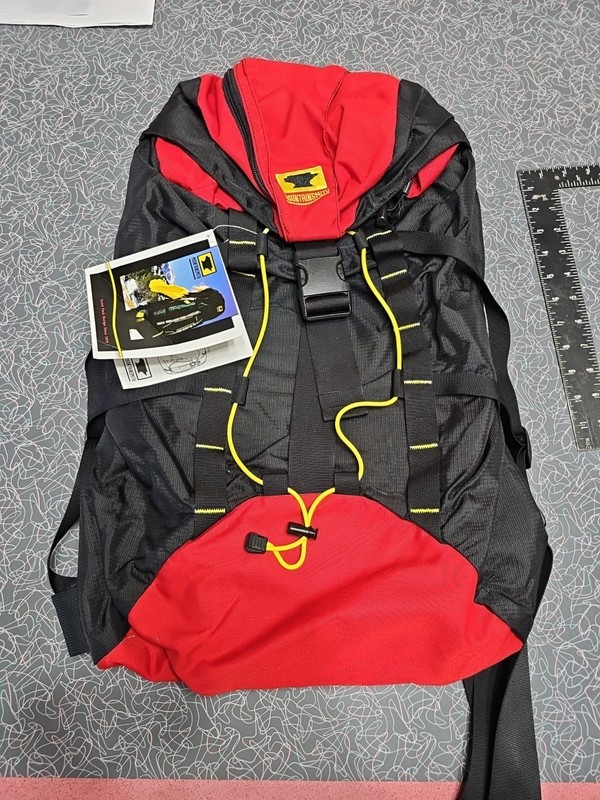 Mountainsmith Caldera Backpack Red Black Hiking Camping Backpacking * New!