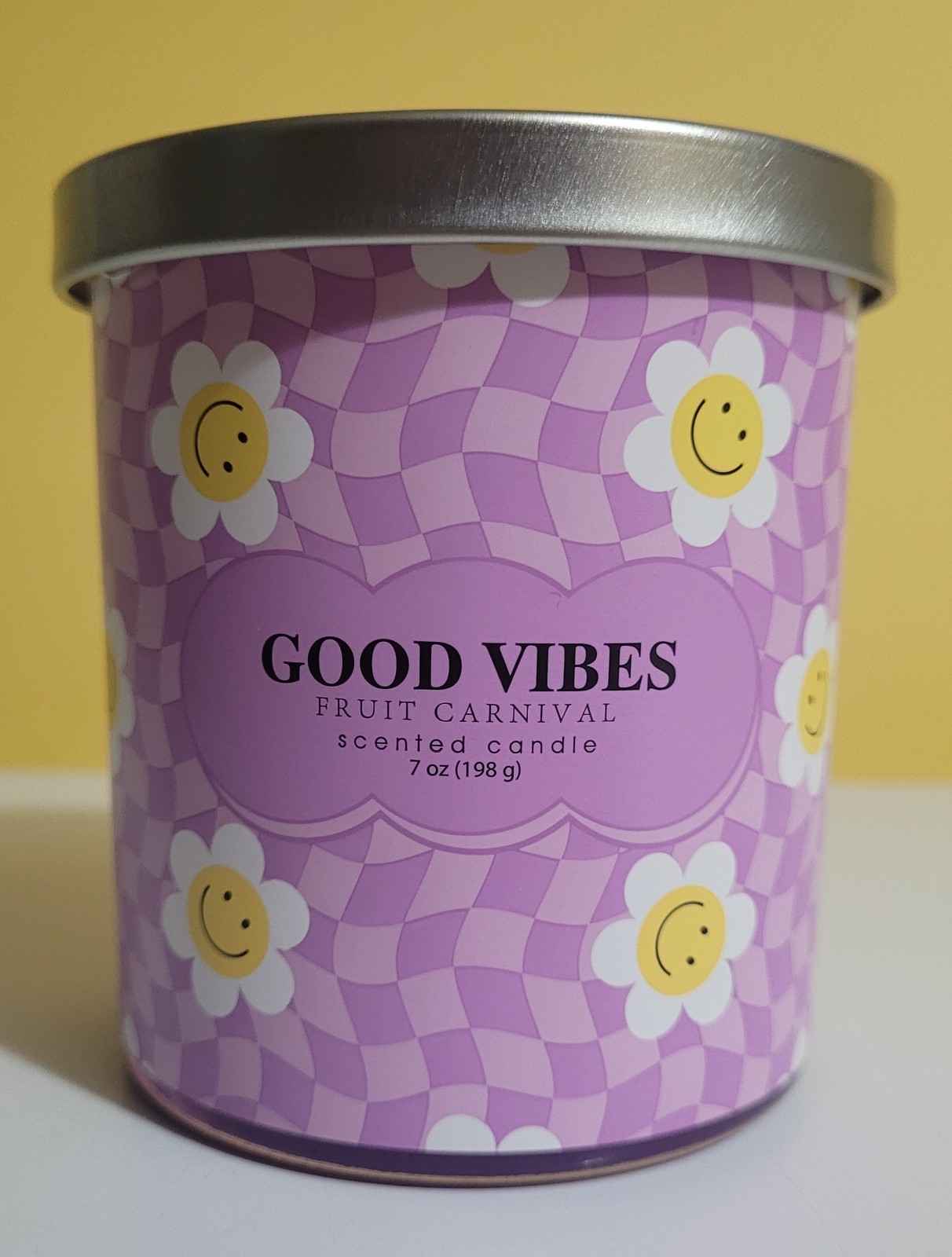 4 Retro Candles,Vanilla,Raspberry And Plum,Peach,Fruit Carnival Scented 7oz gallery