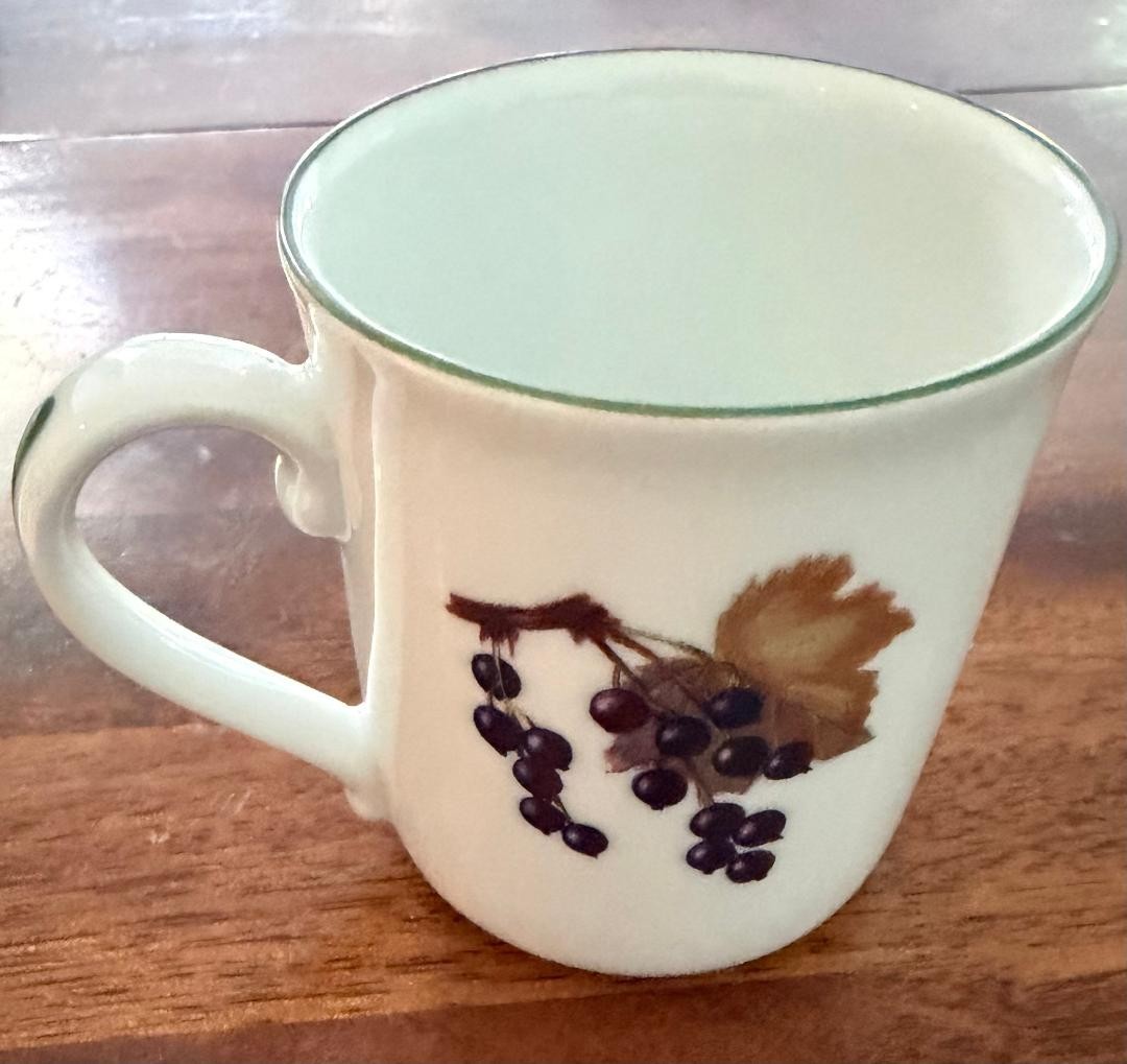 Royal Worcester Fine Porcelain Mug Colorful Fruit "Evesham" Pattern gallery