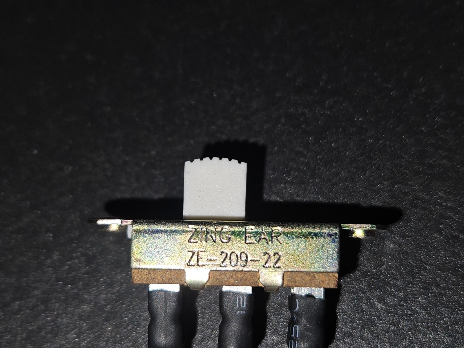Zing Ear Ceiling Fan Mount Directional Toggle Switch 6 Pin ZE-209-22 - 3A 250VAC gallery