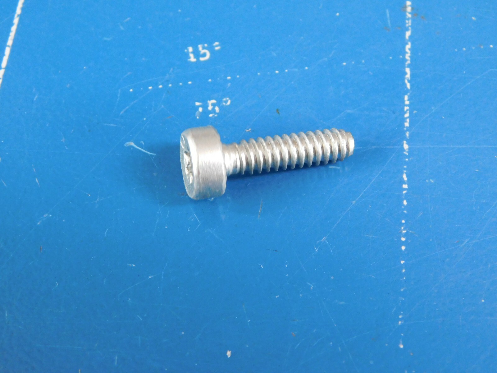 PAN HEAD SELF-TAPPING SCREW IS-D5X20 ( T27 ) # 9075 478 4136 FOR STIHL-- DR. 49 gallery
