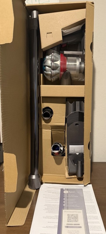 Dyson V8 Absolute Cordless Vacuum Cleaner Free Shipping gallery