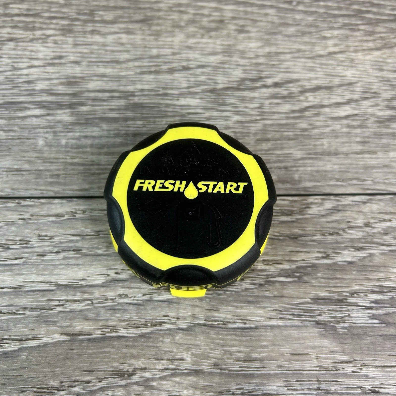 Briggs And Stratton Fuel Gas Cap For Craftsman 33385 Oem Yellow Black gallery