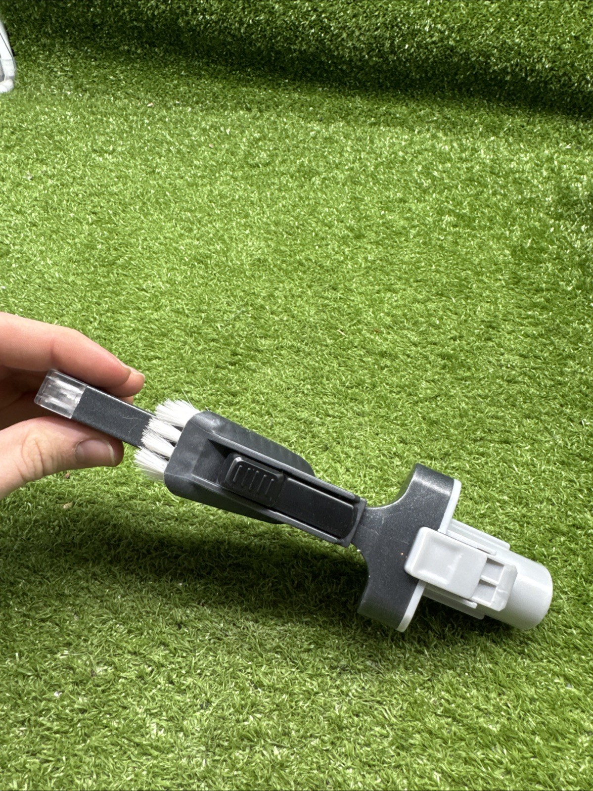 BISSELL ICON PET IconPet LED Lighted Crevice Tool model 2288. 26 gallery