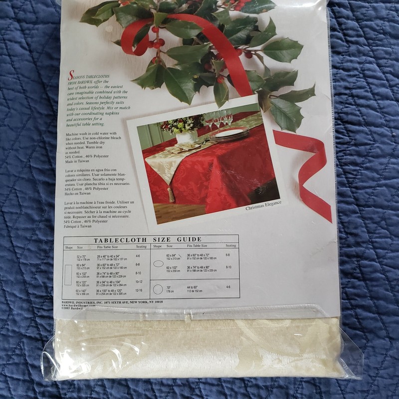 NWT ivory holly pattern tablecloth 60 x 102 inches rectangular Christmas gallery