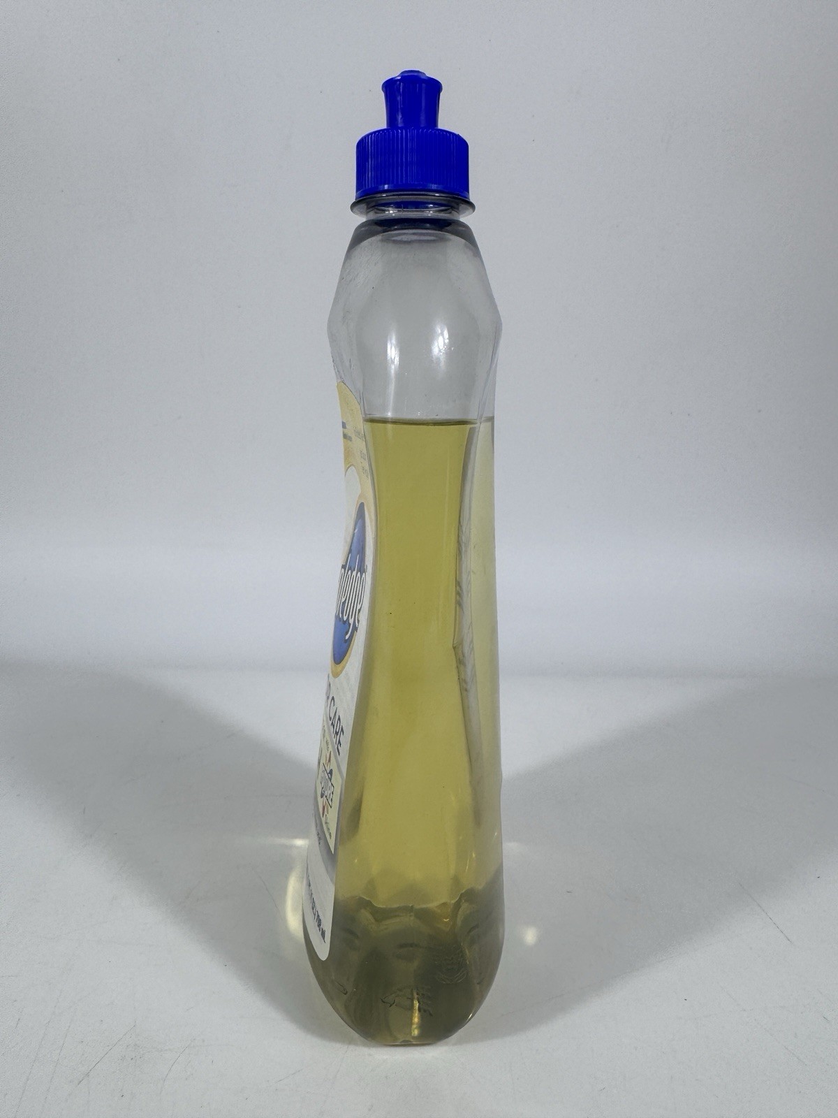 Pledge Floor Care Future Shine Tile Vinyl Floor Finish 27 fl oz 85% Full gallery