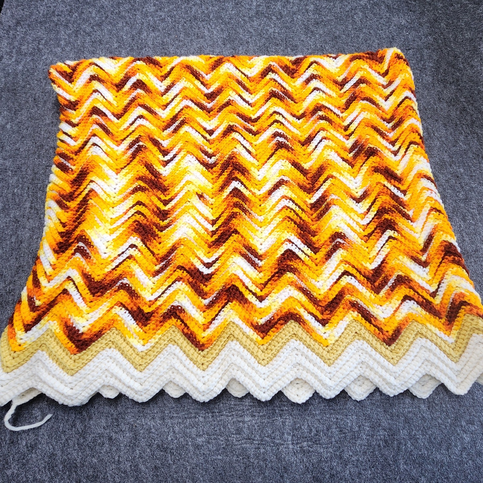 Vintage Zig Zag Ripple Chevron Afghan Grannycore Blanket Retro Yellow Orange gallery