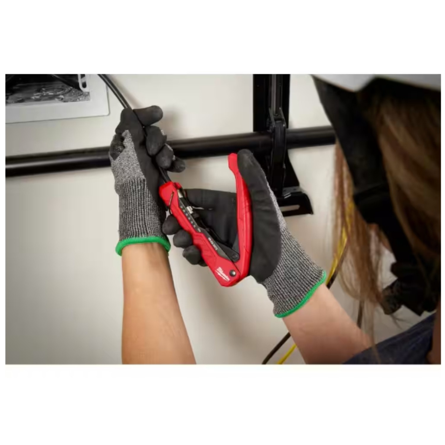 Milwaukee 48-22-3072 Coax Compression Crimper gallery