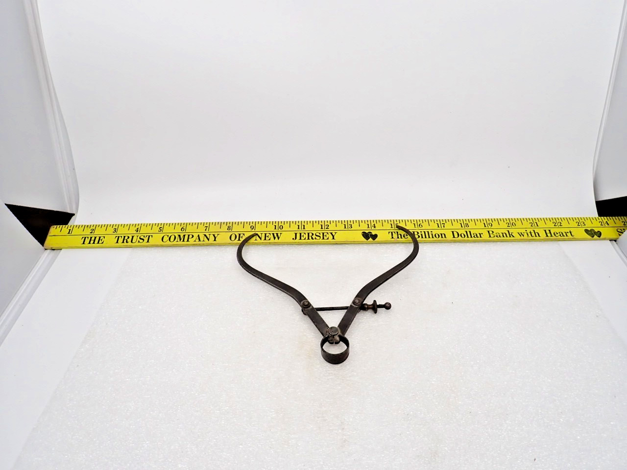 Vintage L.S.Starrett flat leg Spring Outside caliper (max-6") made in USA gallery