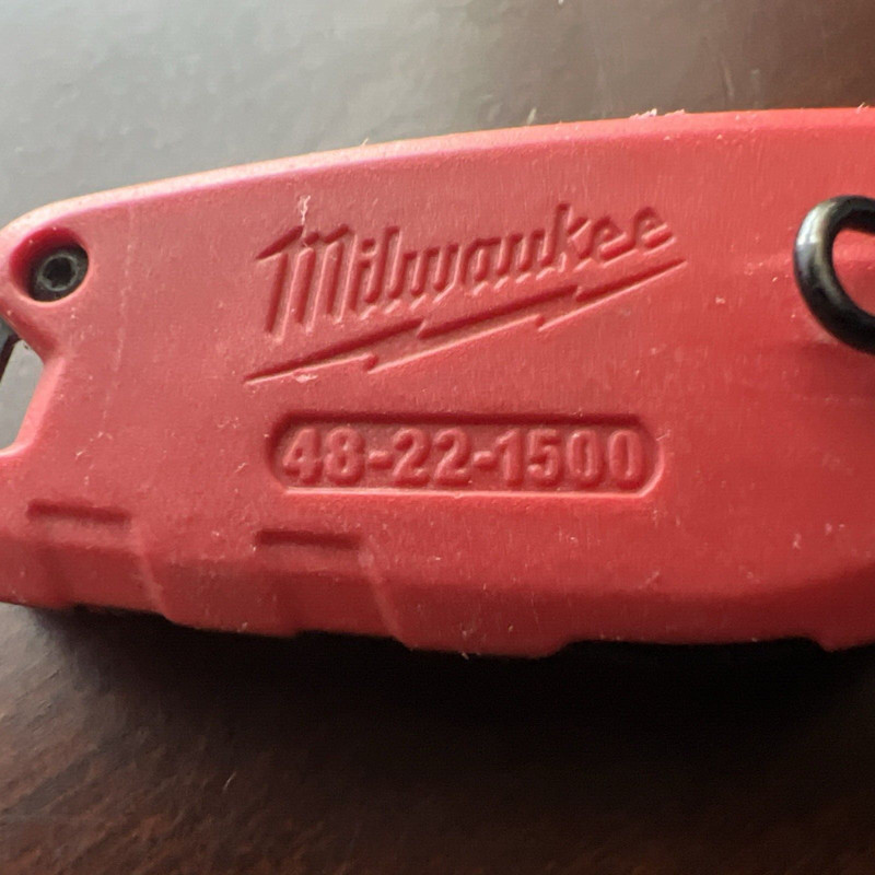 Milwaukee Fastback Compact Folding Utility Knife with Clip 48-22-1500 gallery