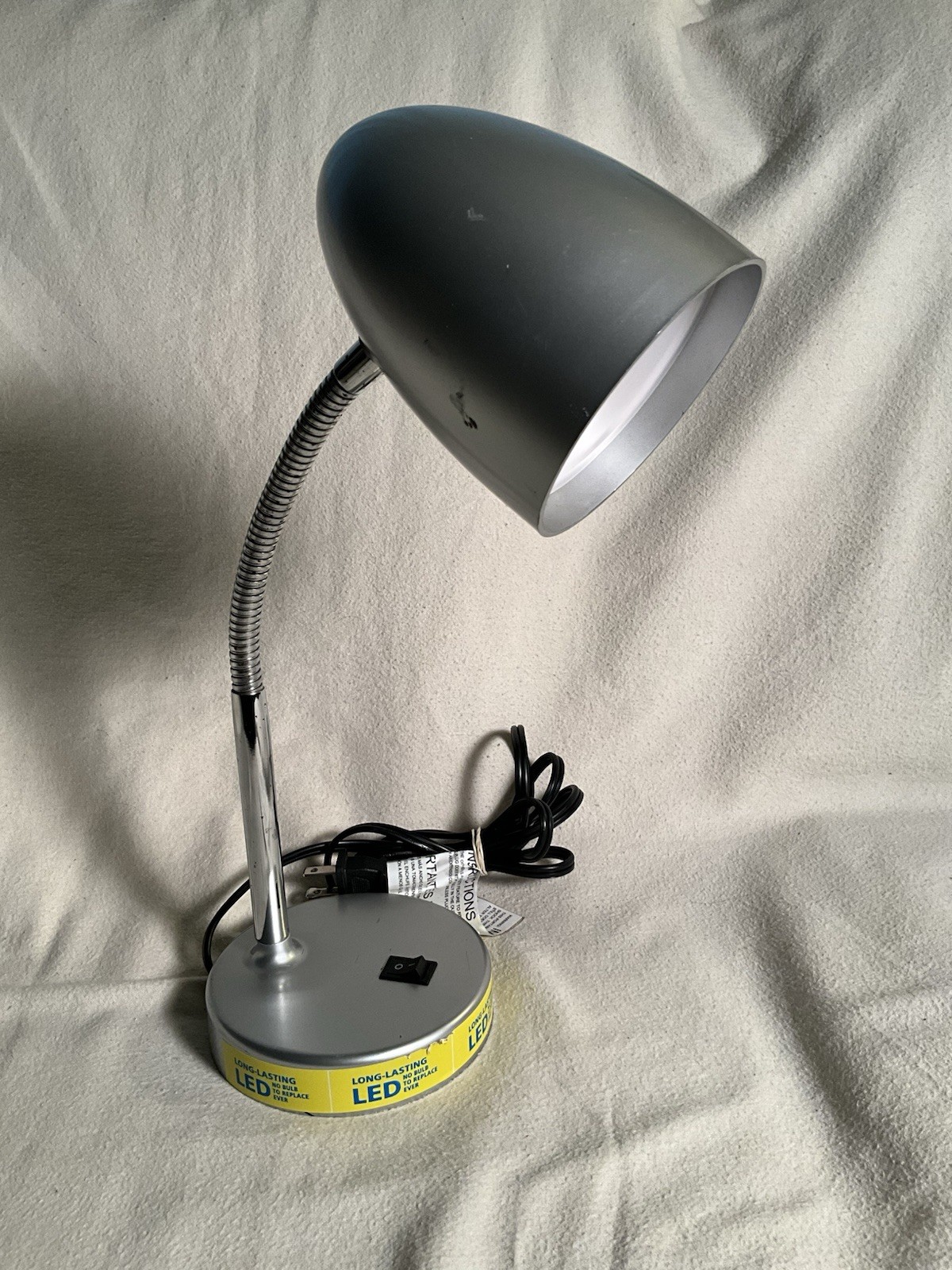 Intertek LED Desk Lamp Gooseneck Flexible Silver Model MTSL1001AYS LED3 5K840 gallery