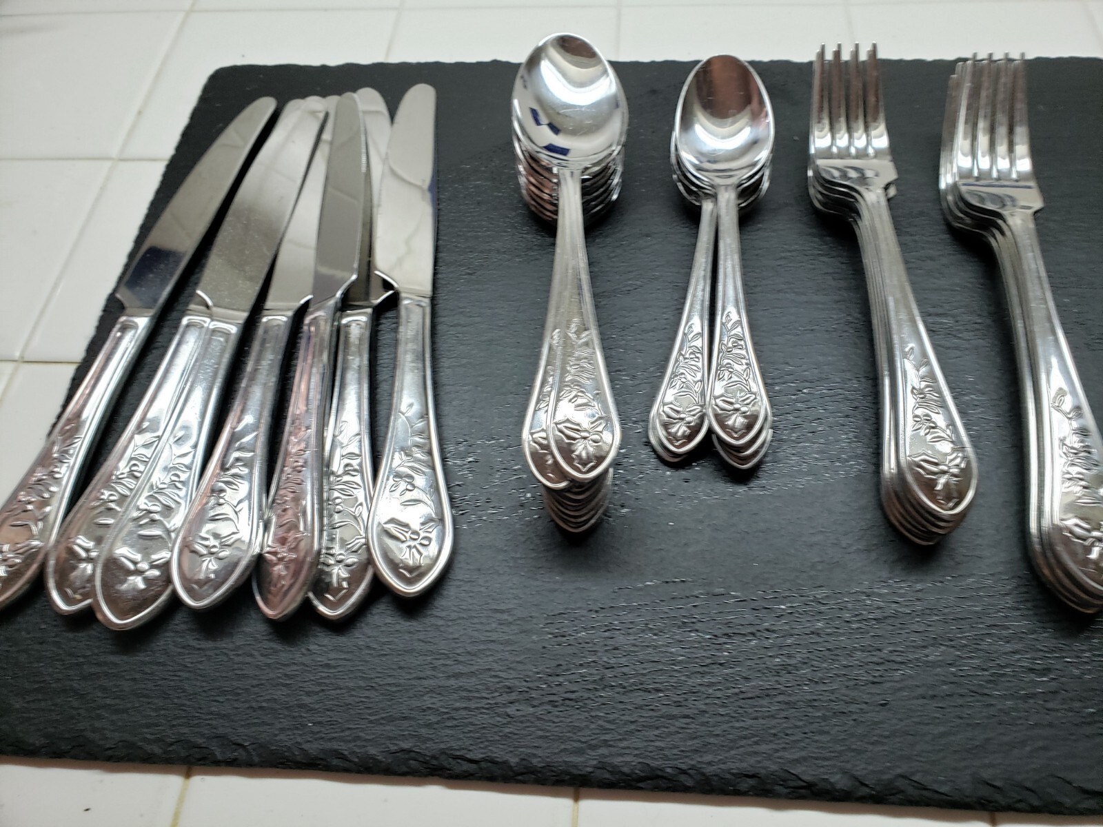 Pfaltzgraff WINTERBERRY Christmas Stainless No Color As pictured gallery
