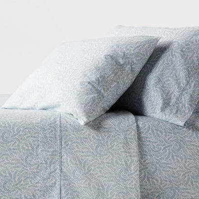 Threshold 250 Thread Count Organic Cotton Percale 4-Piece Sheet Set gallery