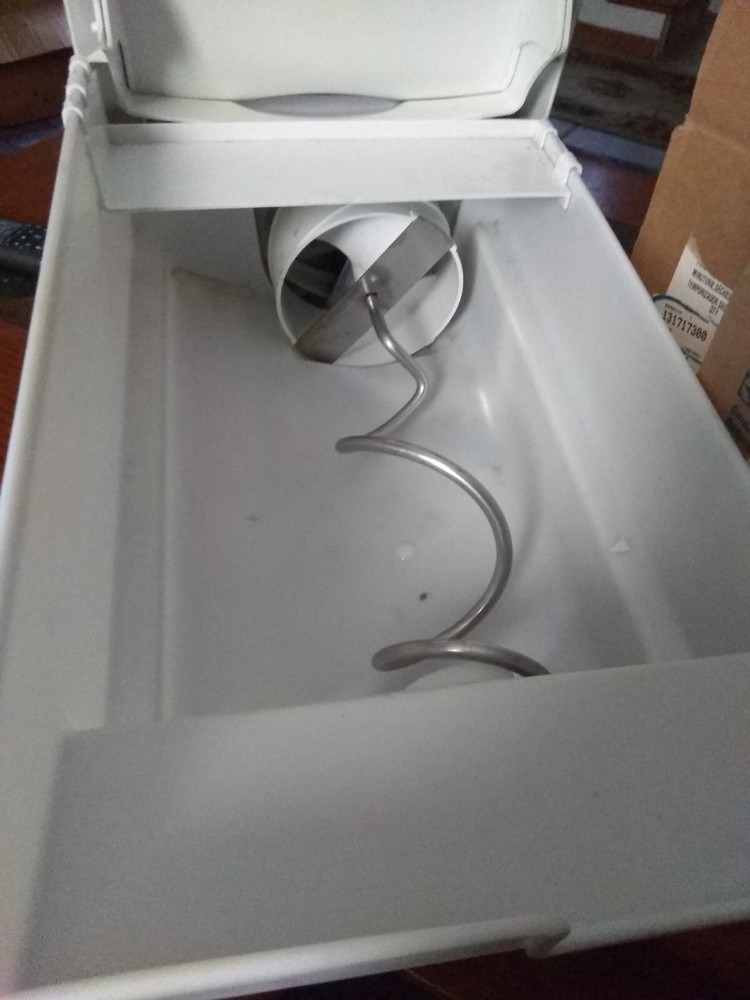 Frigidaire Ice Bin Assembly - White (241860803)