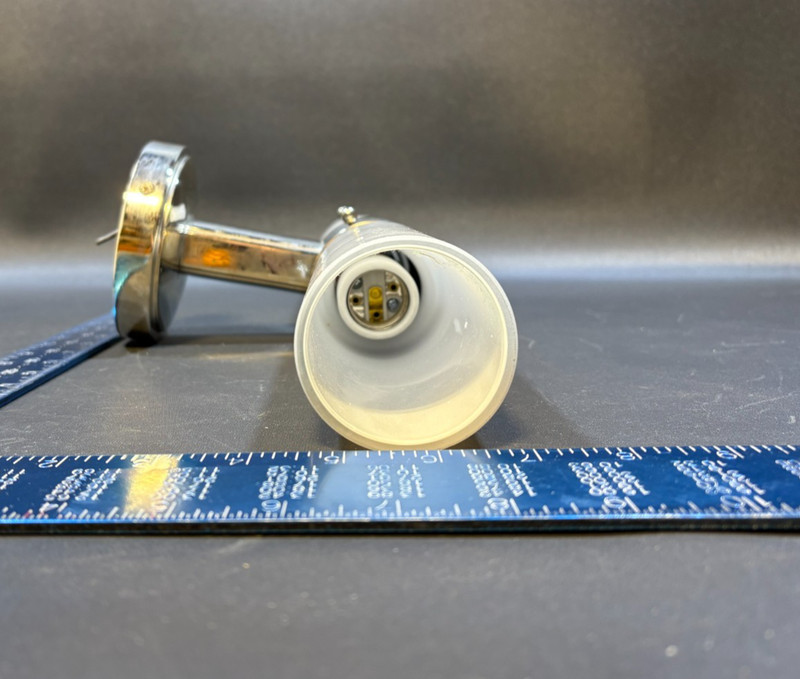 Visual Comfort Thomas O’Brien, Graydon Double Bath Light - 19 inches Long gallery