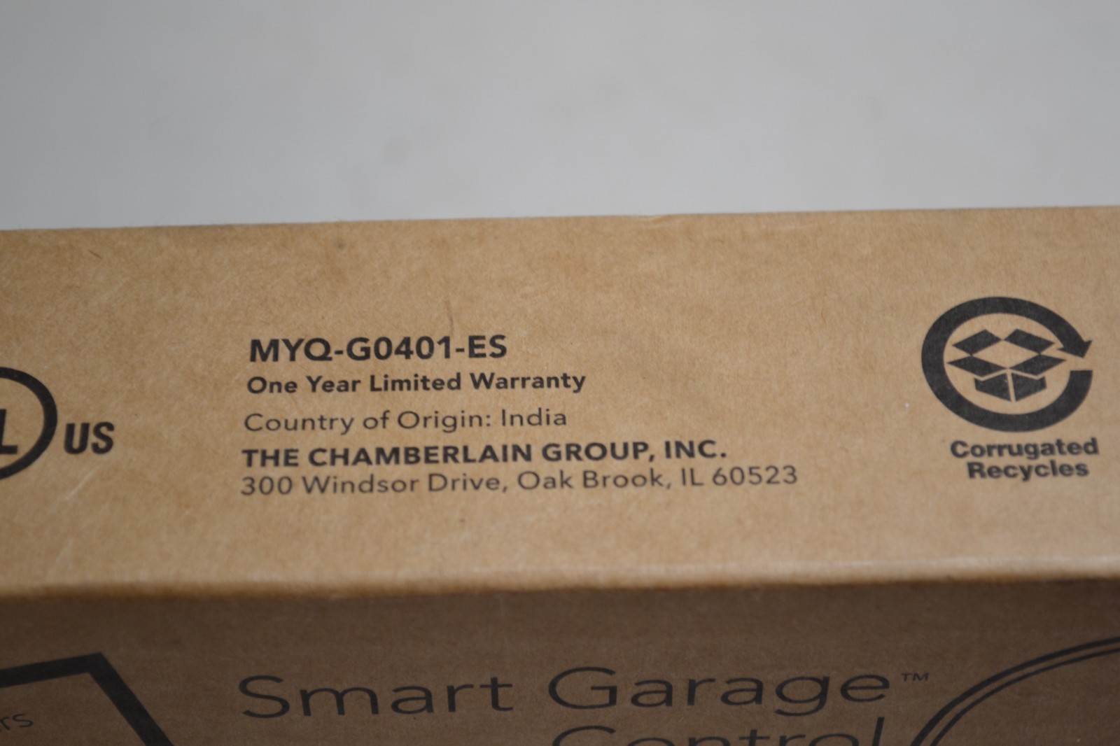 Chamberlain MyQ Wireless Smart Garage Hub and Controller - White gallery