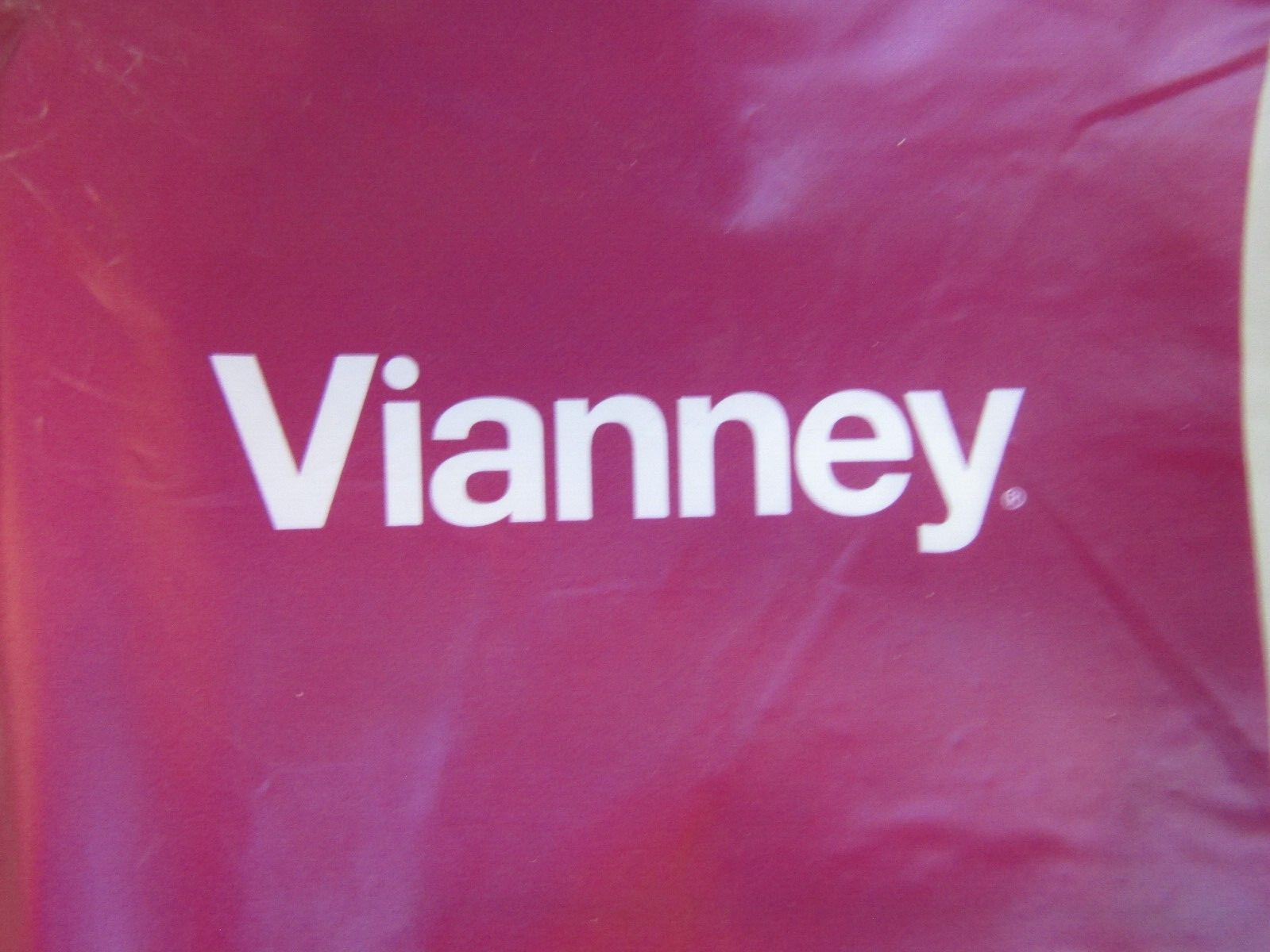 NIB Vianney Cortinas Viasoft Long Panel Curtains Panels Polyester Navy 59"x90" gallery