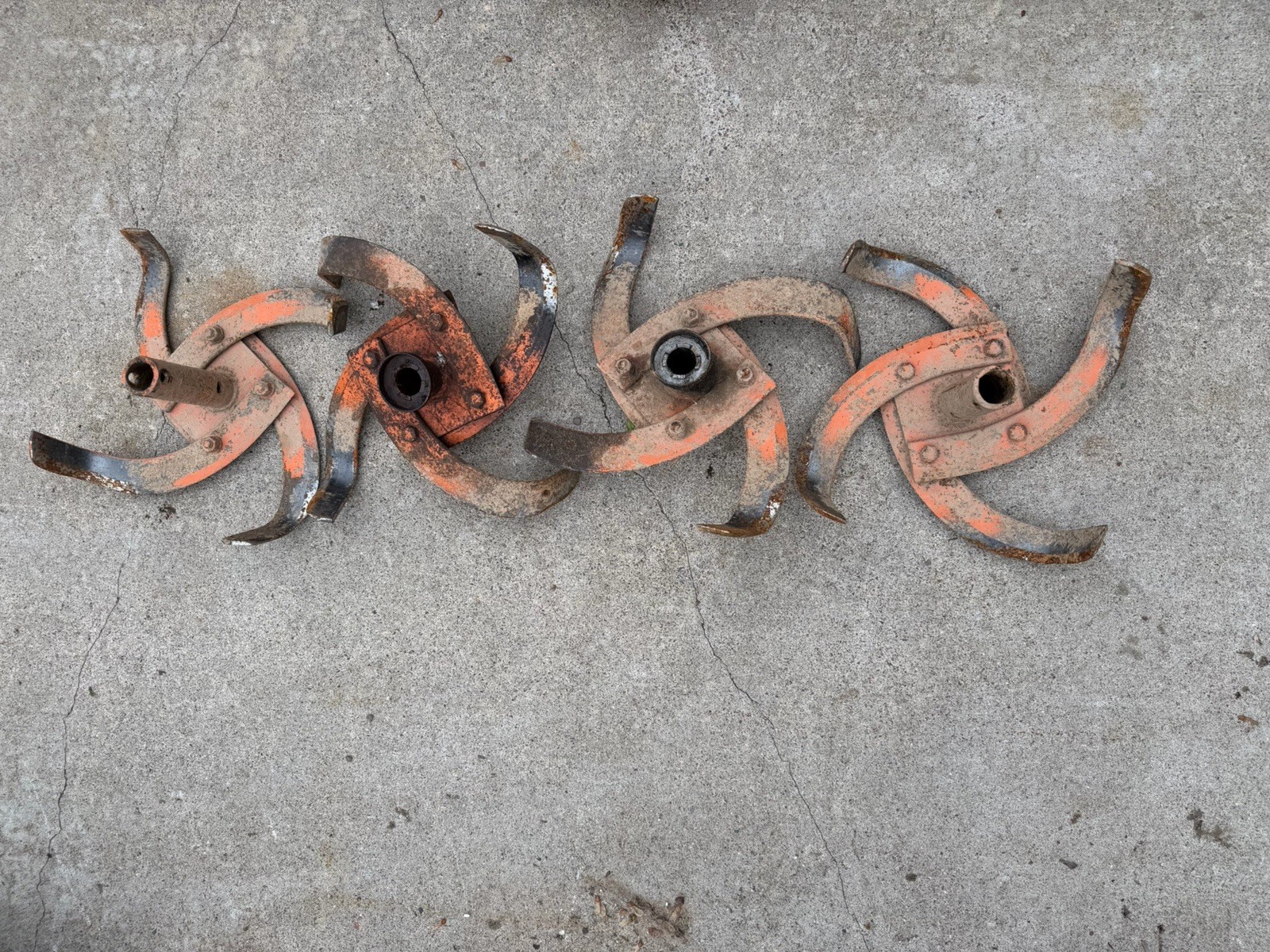 Montgomery Wards 5 Hp RotoTiller Gilson Tiller Teeth Tines Bin 0 gallery