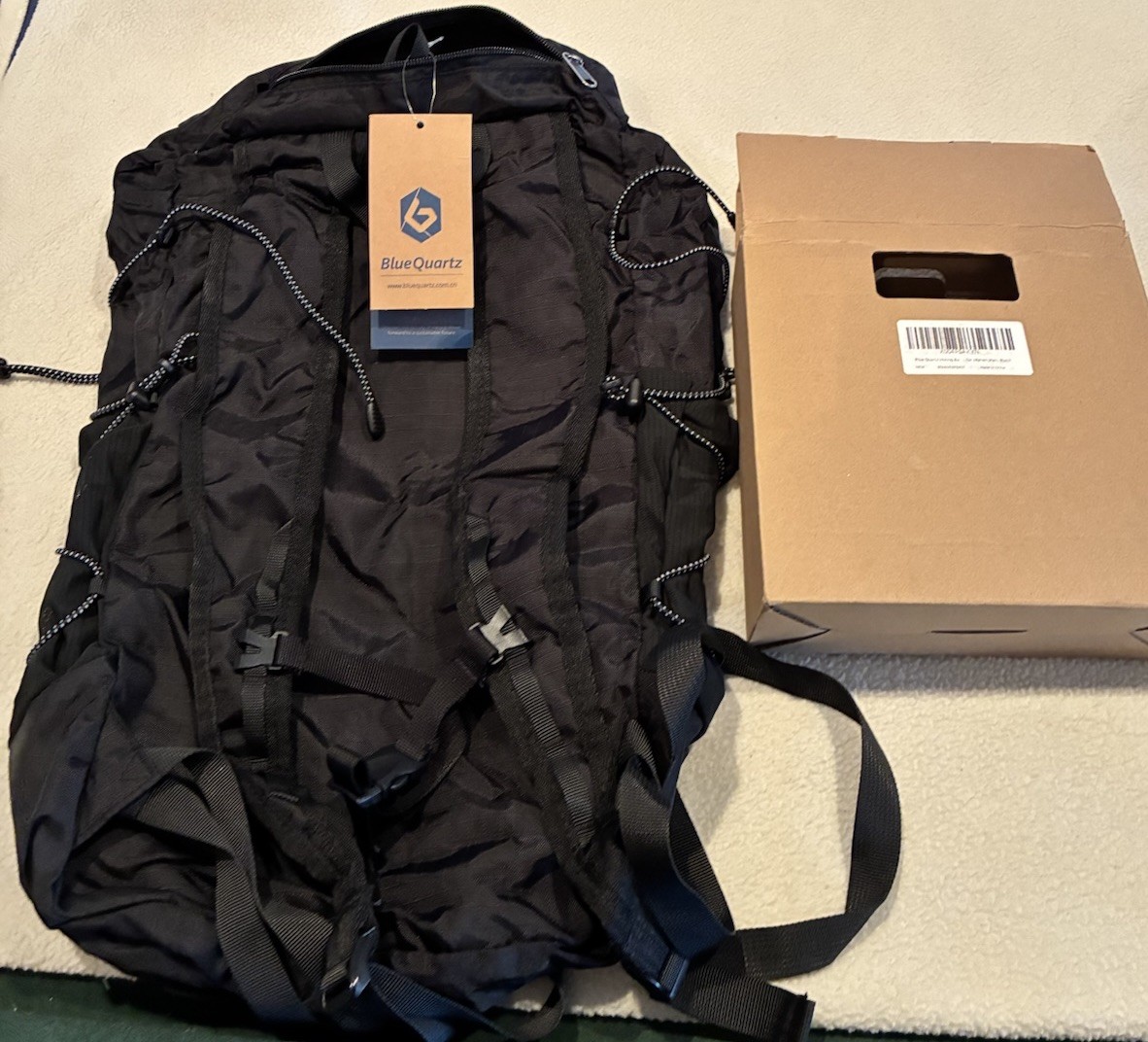 Blue Quarts Hiking Back Pack 30L Lightweight Waterproof 4