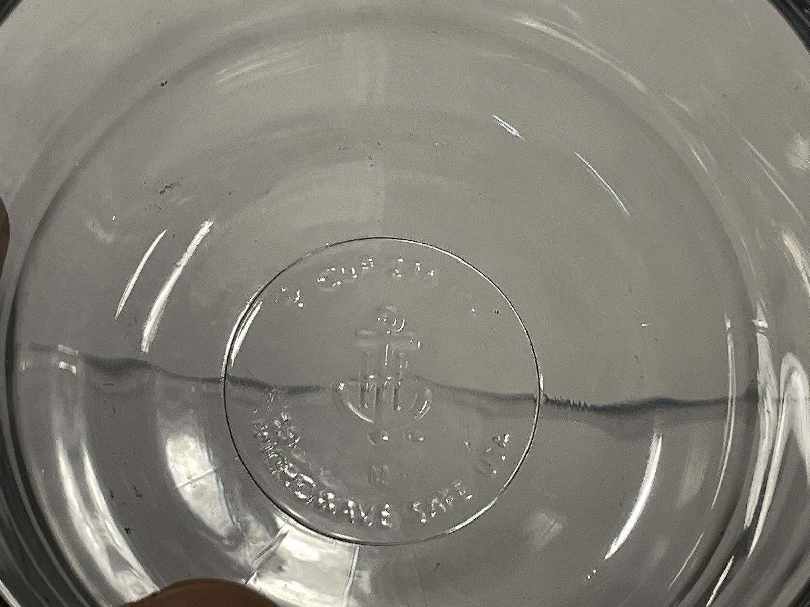 5 Anchor Hocking Snugfit Glass Storage Bowls w/blue lids 1, 2, 4, 7, cups gallery