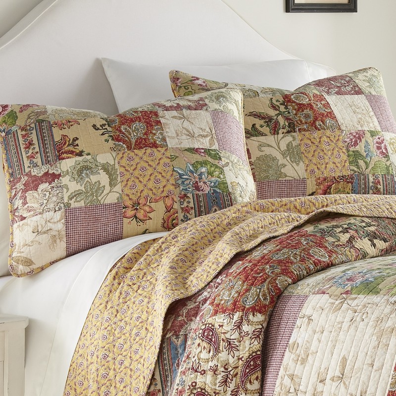 Delaney Floral Patchwork Pre-Washed Cotton Quilt Set - Daybed Coverlet - Throw gallery
