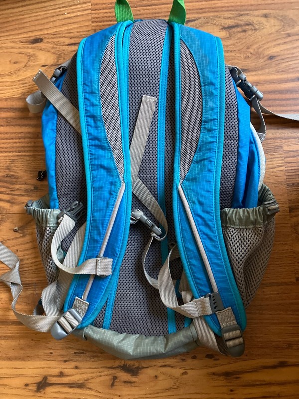 LL Bean Stowaway MEDITECH Backpack Blue Gray Extra lightweight Hiking Day Pack 2