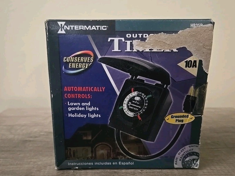 Intermatic OUTDOOR TIMER w/Weatherproof Cover Model: HB35R, 10 Amps, Auto Timer. gallery