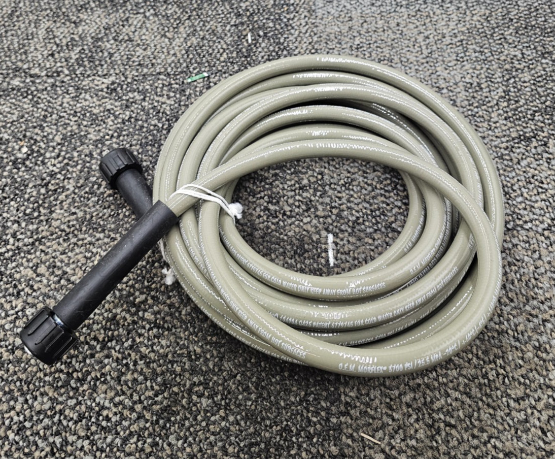 MORFLEX 7106622: 5/16" x 25 ft. Pressure Washer Hose 3700 PSI / 25.5 MPA gallery