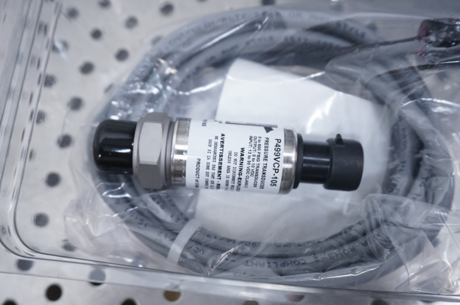 Johnson Controls 40G380 Pressure Transducer Kit 0-500 PSI Harness P499VCP-105 gallery