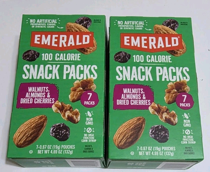 Emerald 100 Calorie Snack Packs Walnuts, Almonds & Dried Cherries 2 Pk 02/2027