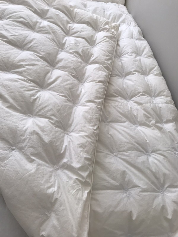 OFELIA DOWN SOFT IVORY COMFORTER SIZE 87in x 87in gallery