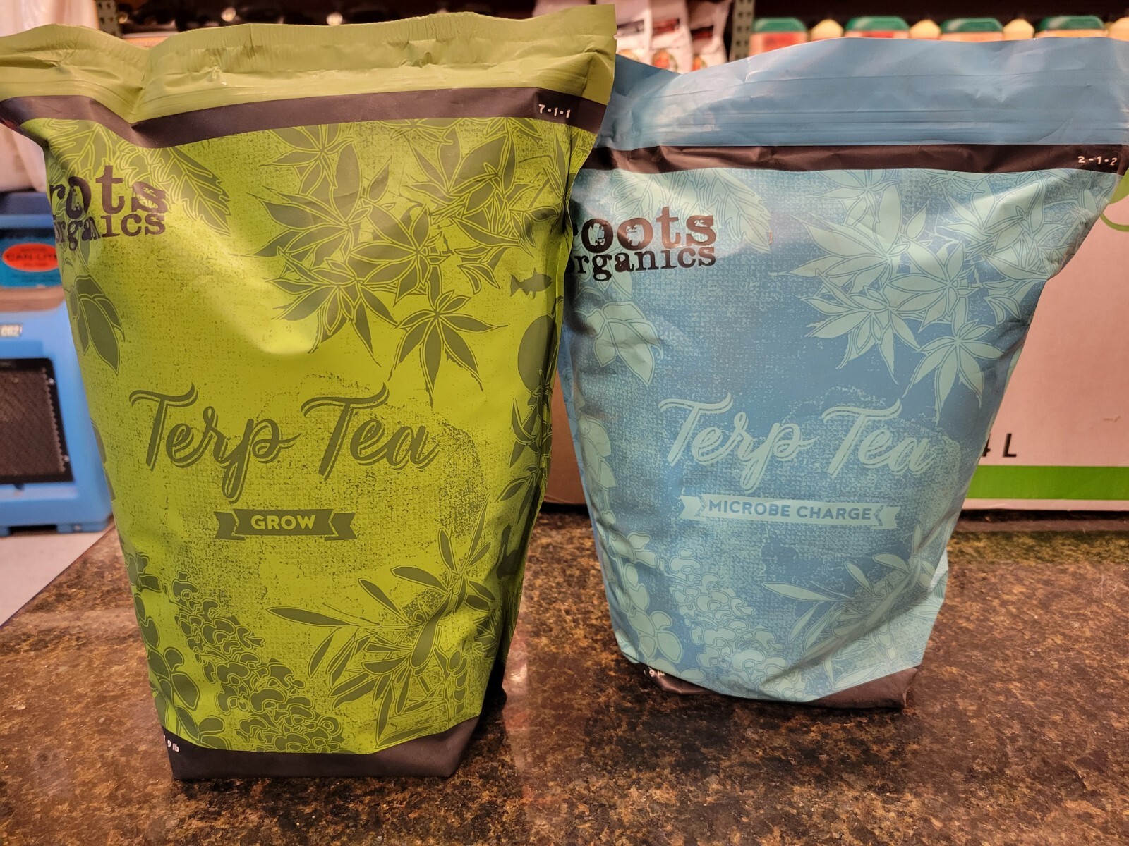 Roots Organics Combo 9 Lbs. Terp Tea Grow 7-1-1 & Terp Tea Microbe Charge 2-1-2 gallery