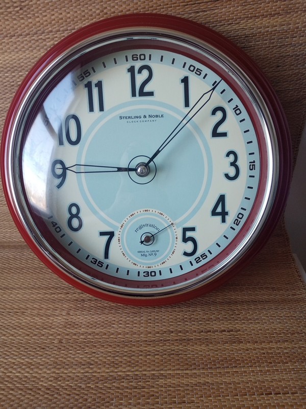 Sterling & Noble Retro Wall Clock Serial No. 2055787, 12" Red and Chrome Plastic gallery