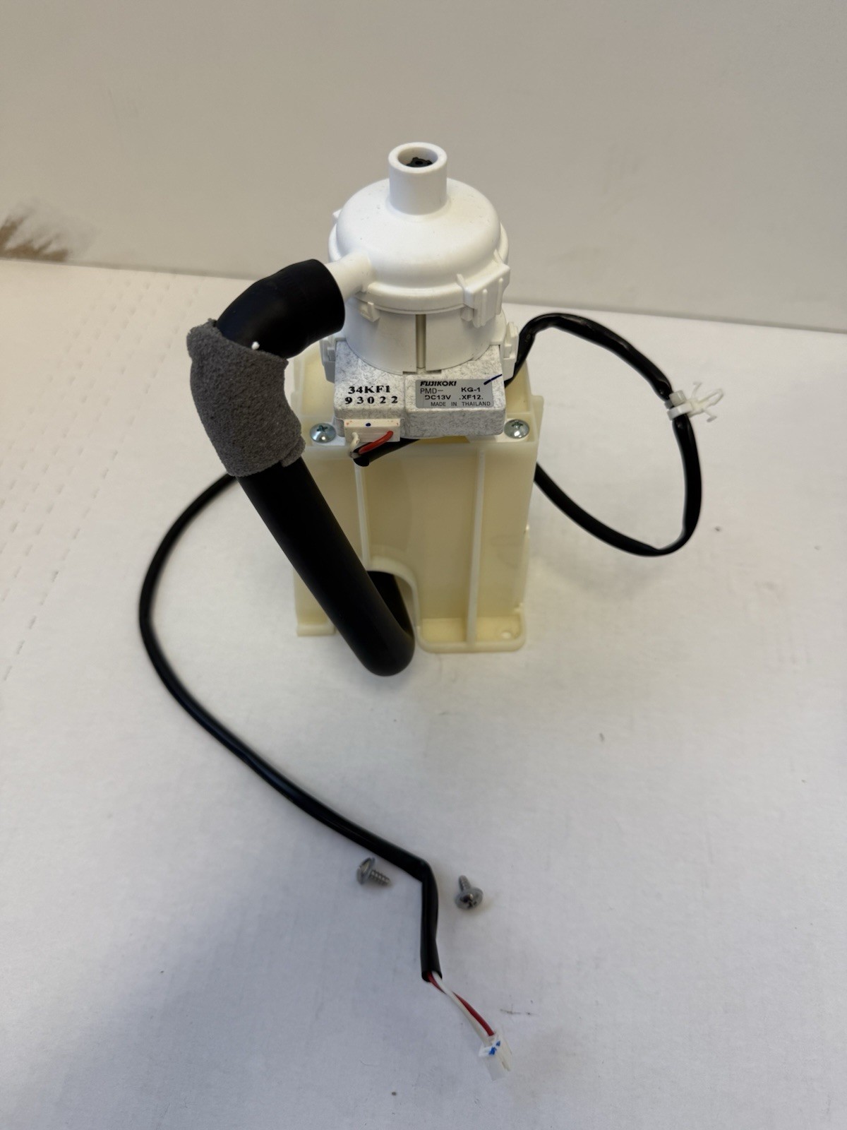 Fujitsu Ceiling Cassette Condensate Pump - Original 9900890001 / 9381793006 NEW gallery