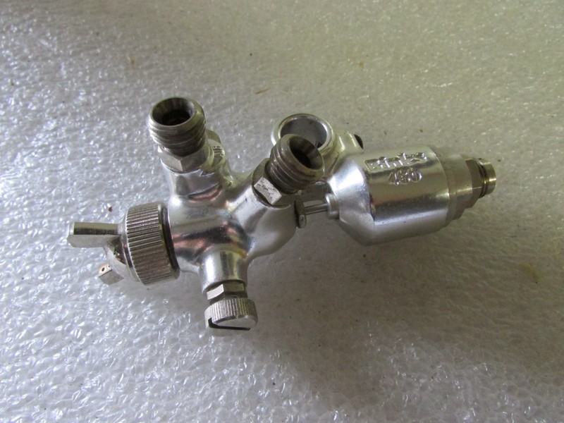 Binks Model 460 .5 MM-J92P Conventional Gun Type Automatic inlet 1/4 NPS gallery