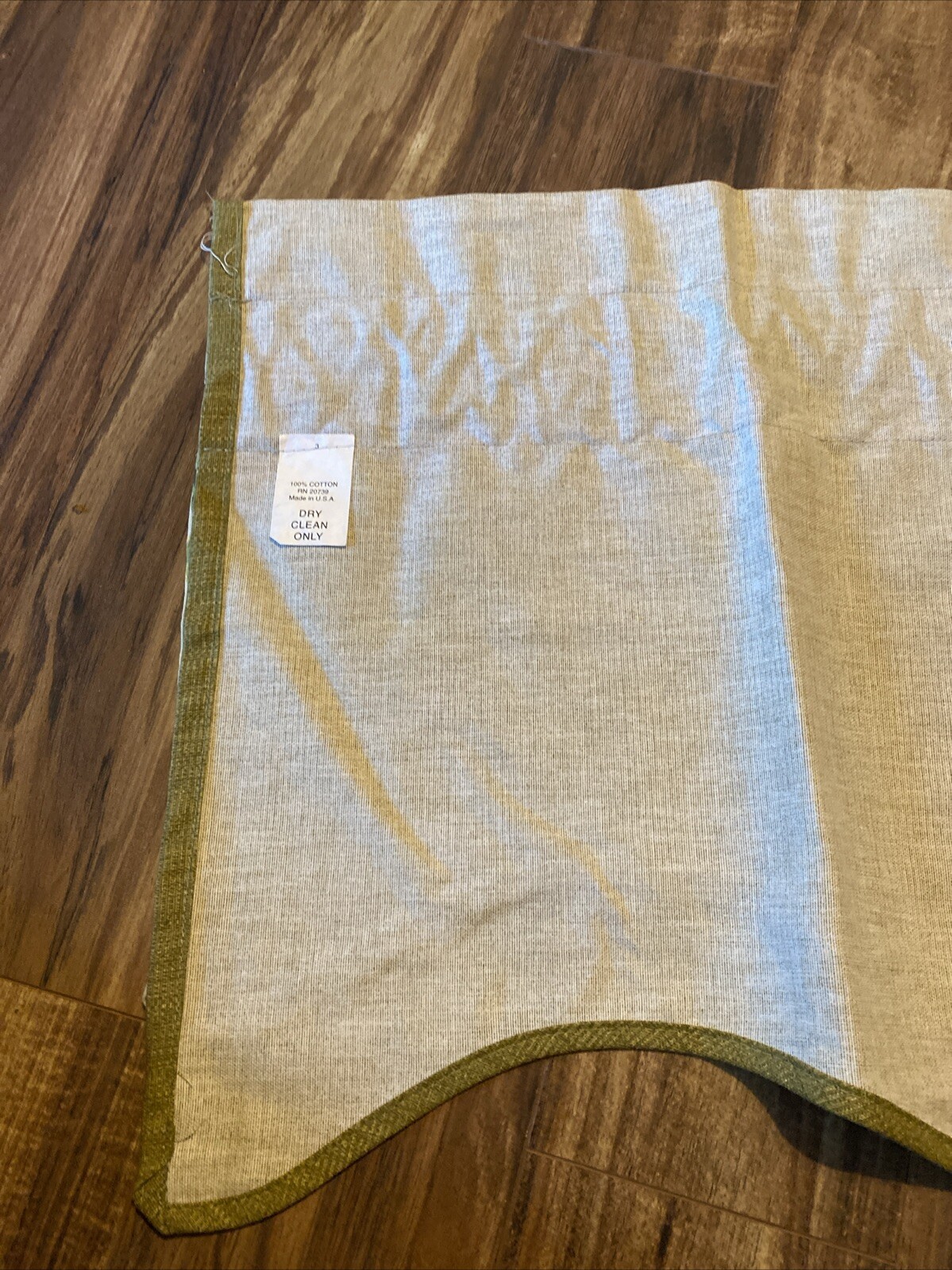 Floral Pattern Valance Scalloped Beige Green 17" x 75 made in the USA gallery