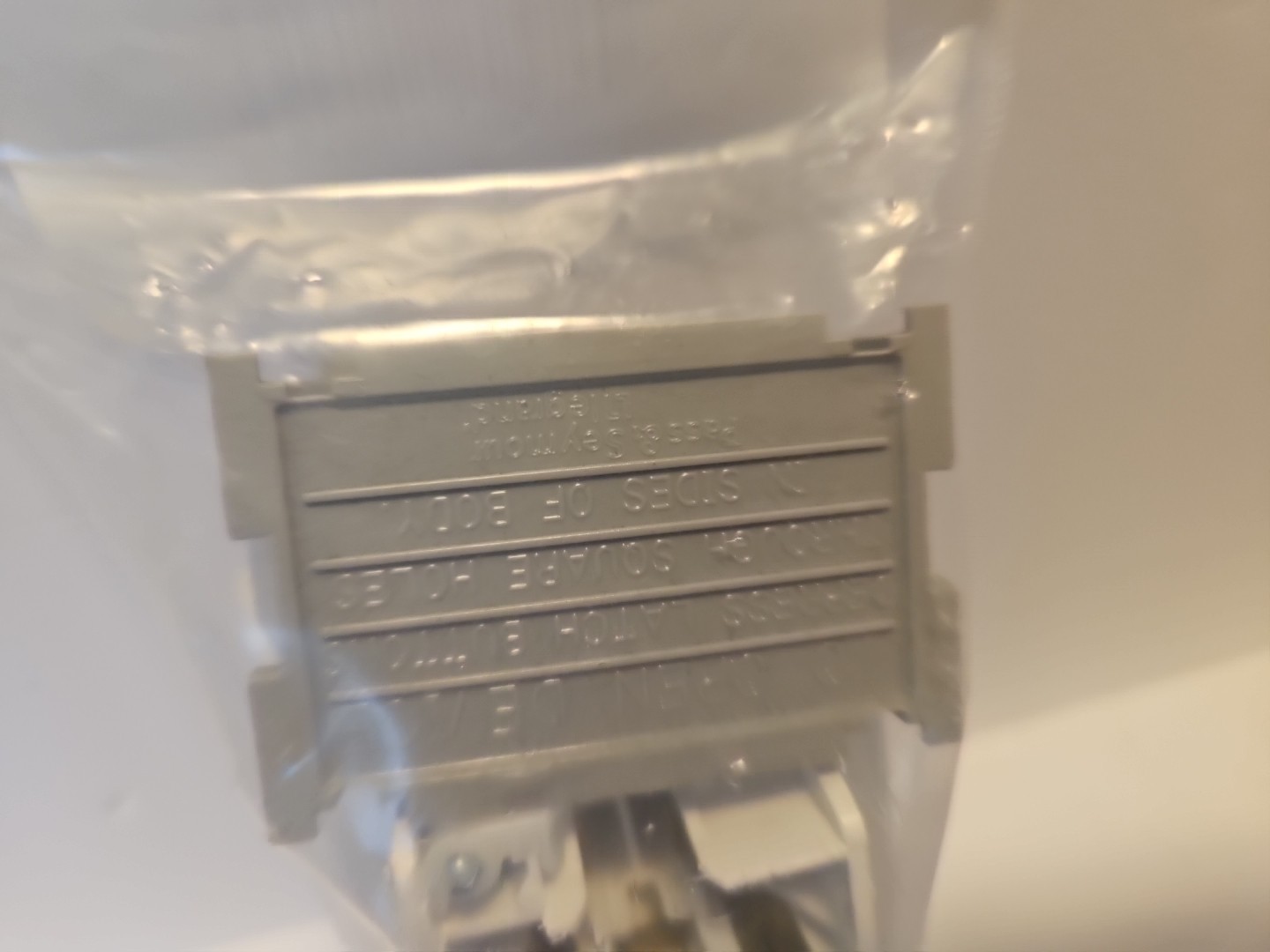 White RV Electrical Outlet Durable Design Easy Installation for Motorhome Power gallery