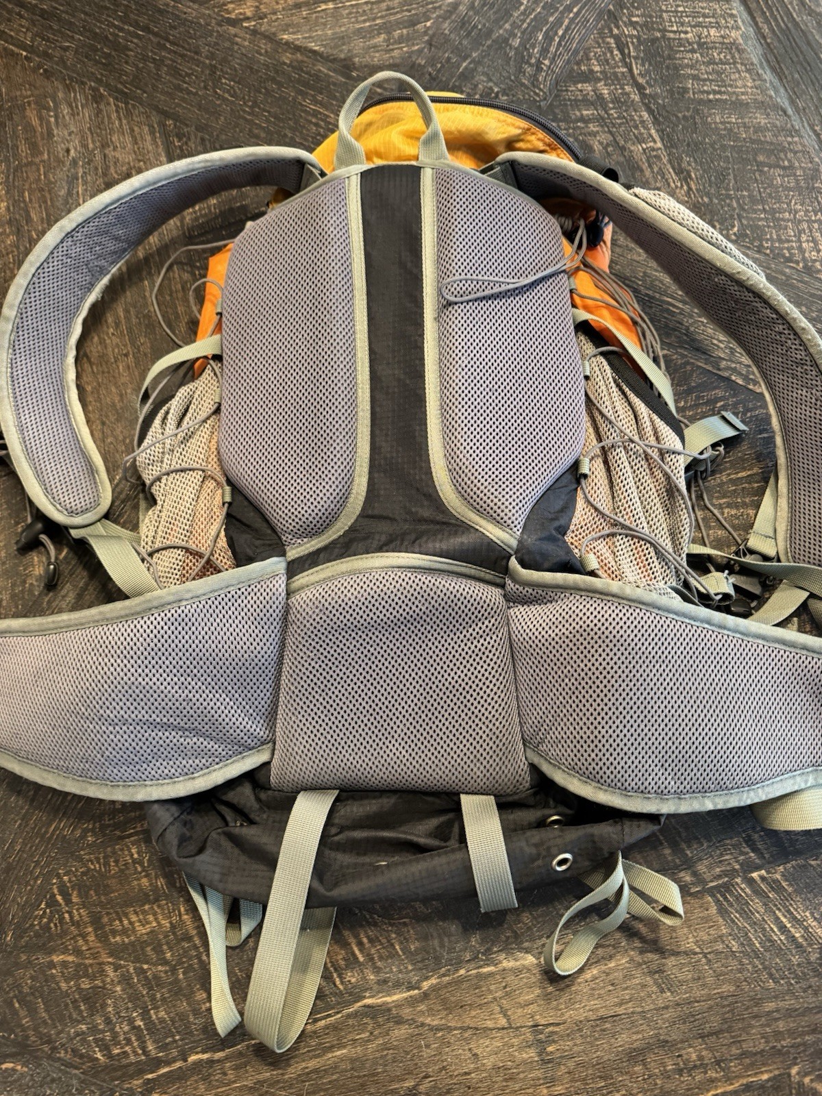 Gregory Advent Pro Internal Frame Hiking Backpack Orange Hydration Compatable 2