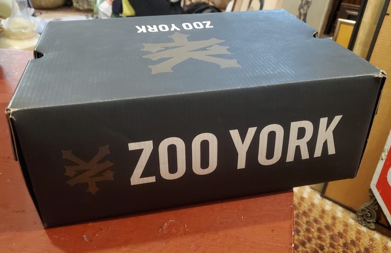ZOO YORK EMPTY SHOE BOX - BOX Size 8 (EMPTY SHOE BOX! NO SHOES!) gallery