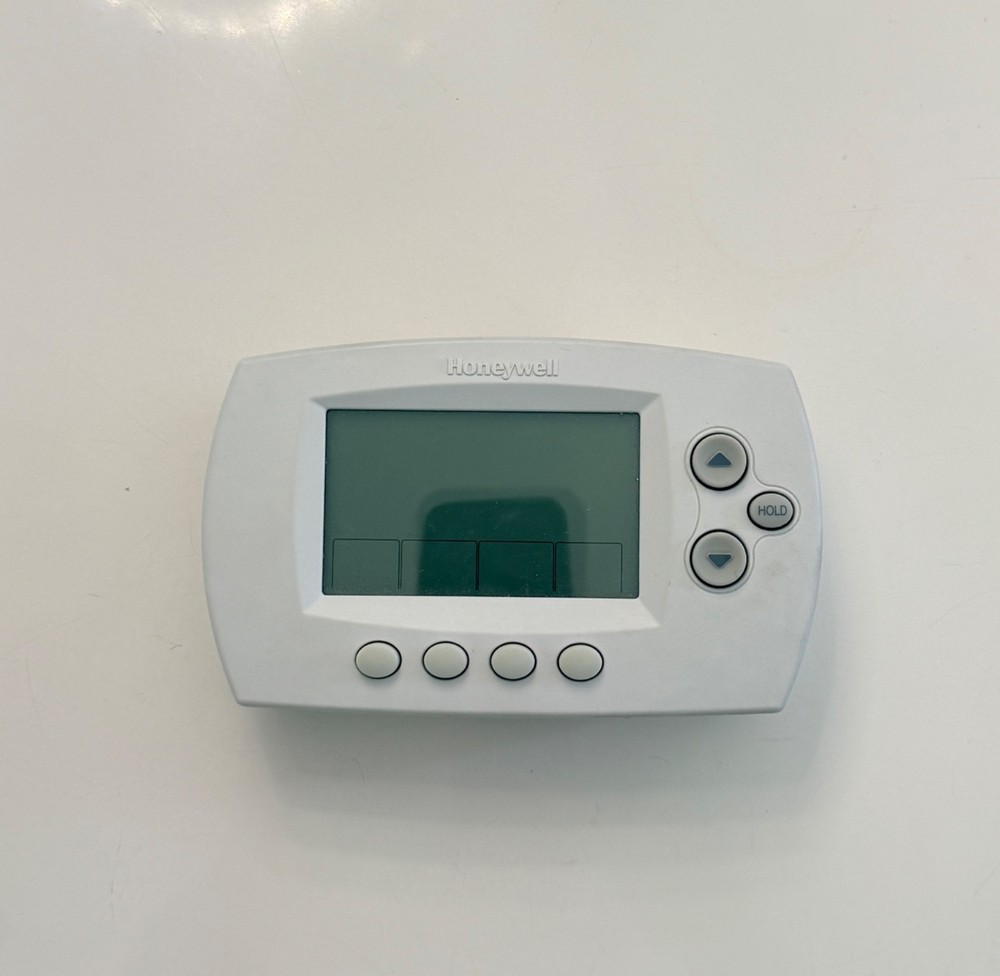 Honeywell Digital Programmable Wifi Thermostat RTH6580WF1006