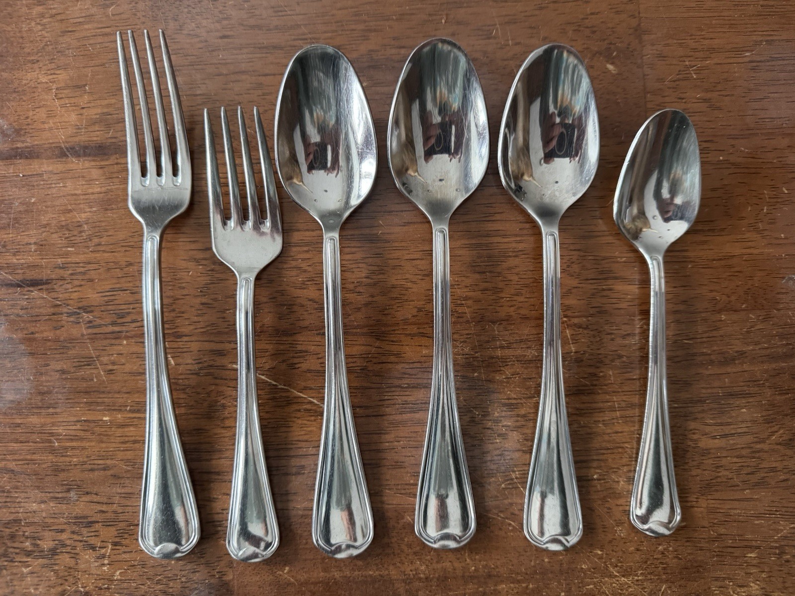 Oneida Flambé 18/10 Flatware Mixed Set (set Of 6) gallery
