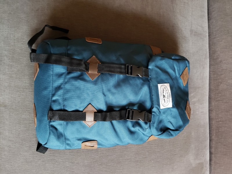 Poler Outdoor Stuff Backpack Blue Hiking Camping Climbing- EXCELLENT CONDITION!! 4