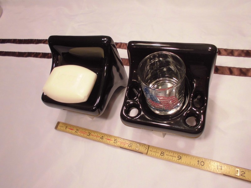 Glossy Black Sink Set…Ceramic Soap Dish...Cup & Toothbrush holder New Stock gallery