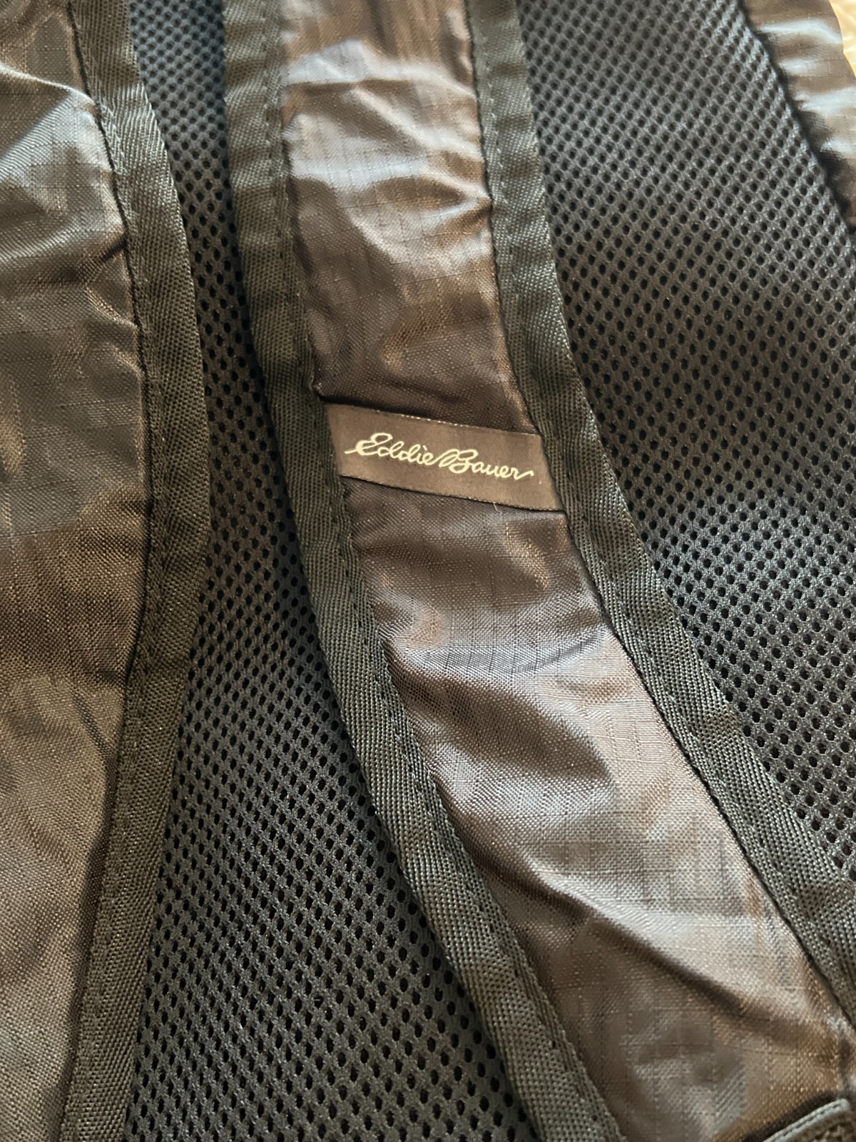 Eddie Bauer Lightweight Packable Backpack – Black 5