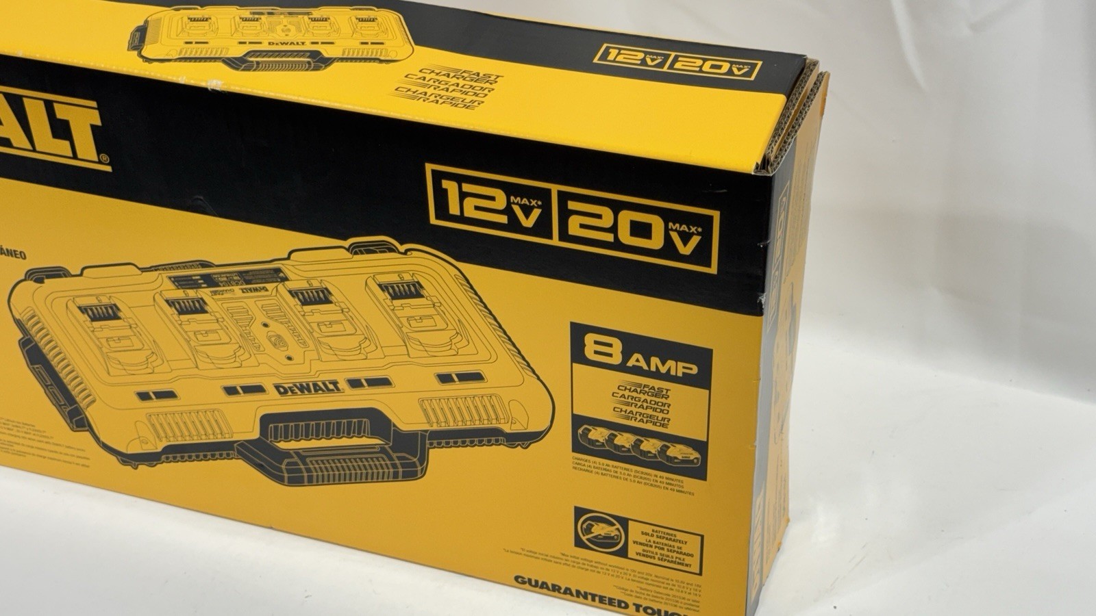(NEW SEALED) DeWALT DCB104 Battery Charger, 12, 20 V Input gallery