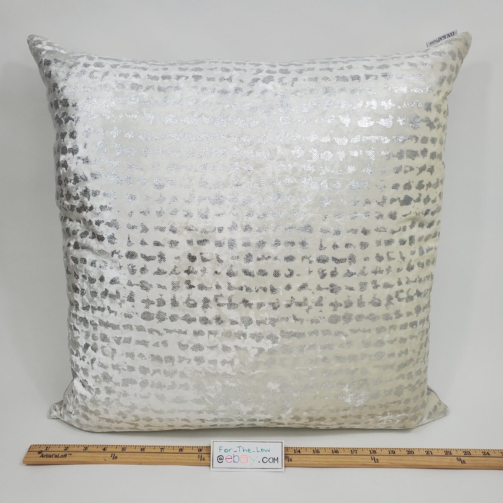 D.V. Kap Throw pillow Feather Down Insert 'Stealth-White' Cotton Rayon Polyester gallery