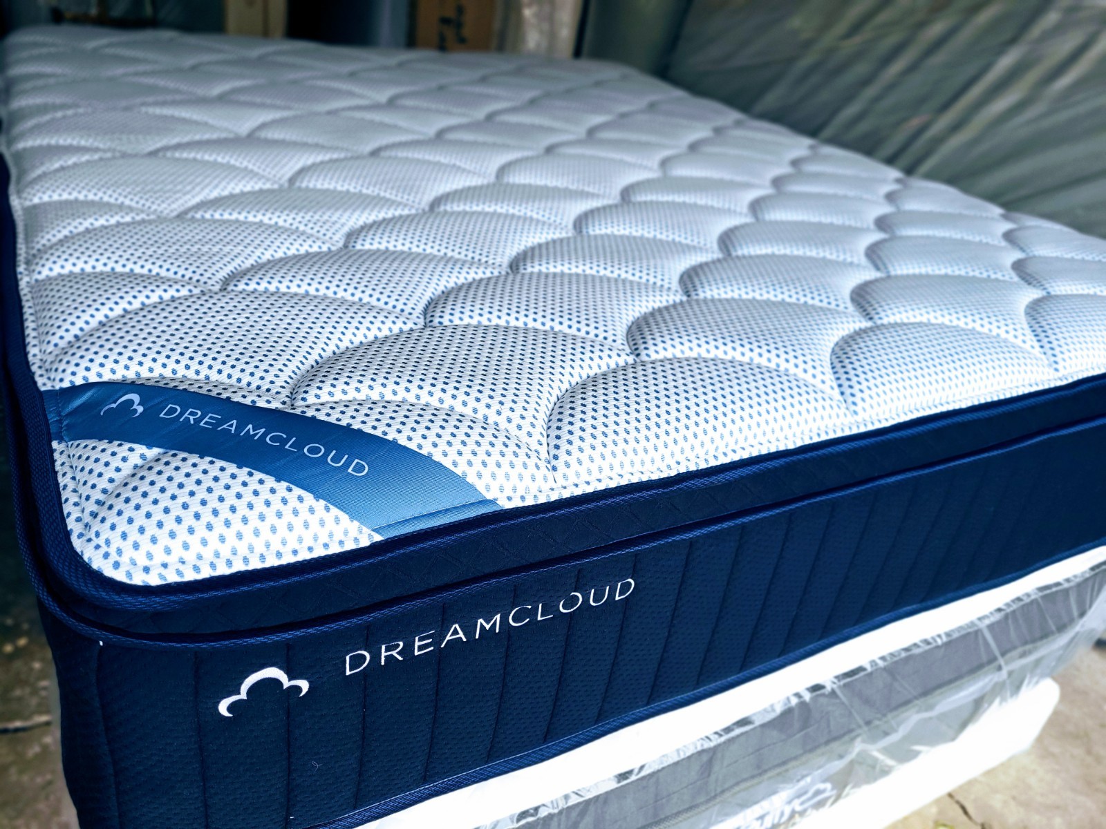 DreamCloud California King Size Mattress, 🤴 70% Discount Come Get It🛌🚗 gallery
