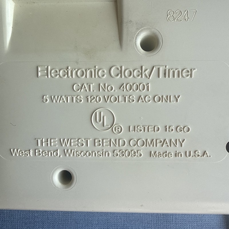 Vintage West Bend Triple Kitchen Timer and Clock #40001 tested and working gallery